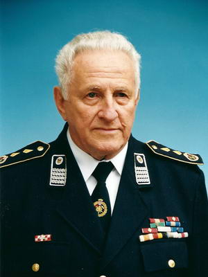 www.vatrogasni-portal.com/images/articles/120328-vladimir-domin-st.jpg