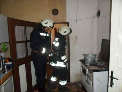 ORIOVAC: Požar dimnjaka kuće