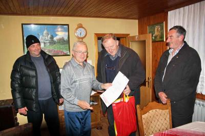 PETROVSKO: DVD i ove godine obilazilo starije i bolesne �lanove!