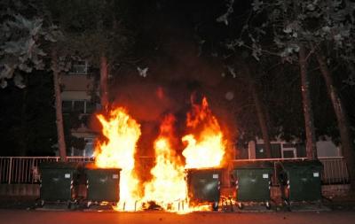 ORIOVAC: Jutro�nje bu�enje uz po�ar kontejnera