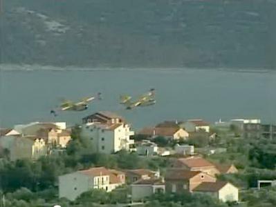 VODICE: Ponovno gori u blizini Vodica, vatrogasci od vatre brane ku�e