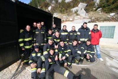 �lanovi DVD-a Supetar i Gradac u SPU Makaraska