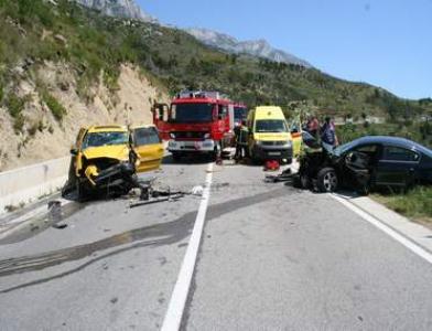 MAKARSKA: Prometna nezgoda na D-8 kod Bratu�a