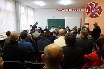 OSIJEK: Sastanak djelatnika JPVP u vezi plaća
